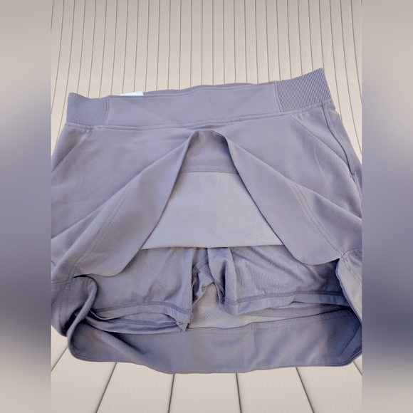 32 Cool Blue Skort Athletic Skirt Tennis Pickleball Golf Size Medium NWT - Picture 2 of 3